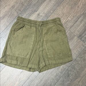 Women’s Casual Elastic-Waist Olive Green Linen Blend Shorts